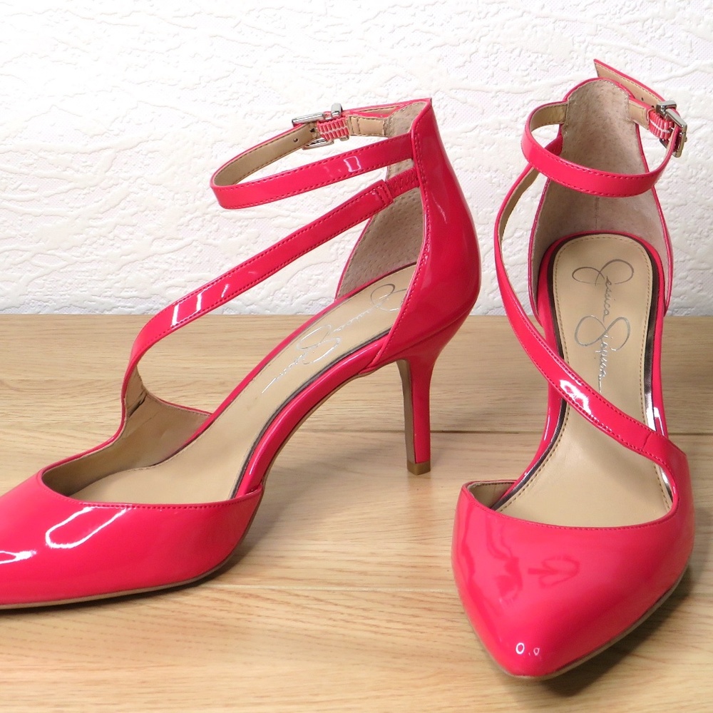 Jessica Simpson, Patent pumps, size 7.5, Fuscia
